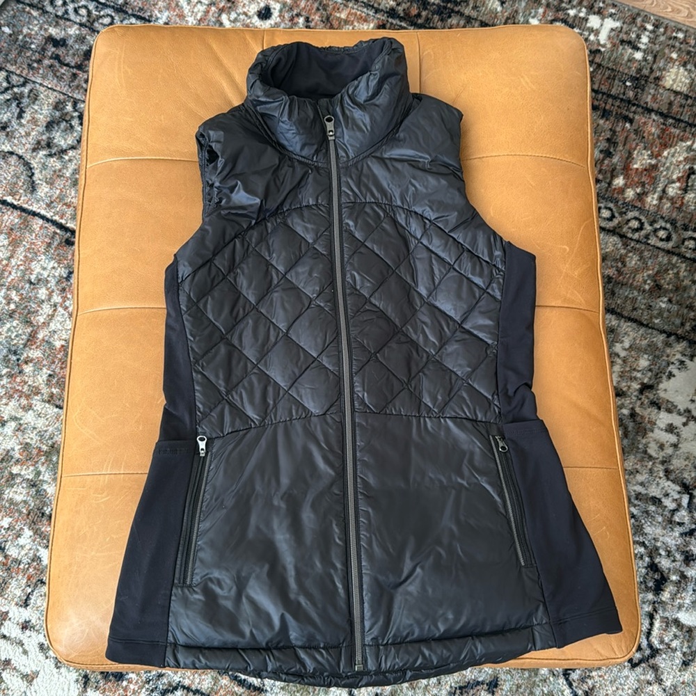 Lululemon black vest